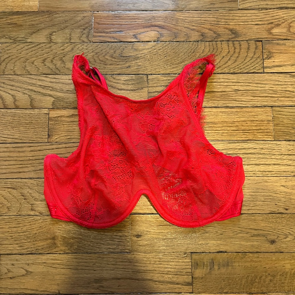 Victoria’s Secret lace bra